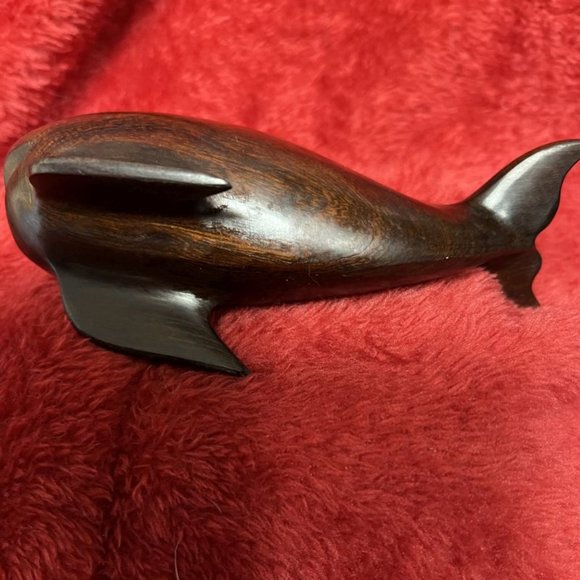 VTG Wooden WHALE 🐋 Carving statue Sculpture Decrative Handcarved Wood Art 🪵 - Picture 2 of 2